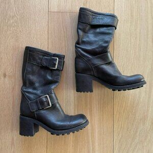 Coolest soft leather biker boots by the coolest Paris brand: Free Lance! 36